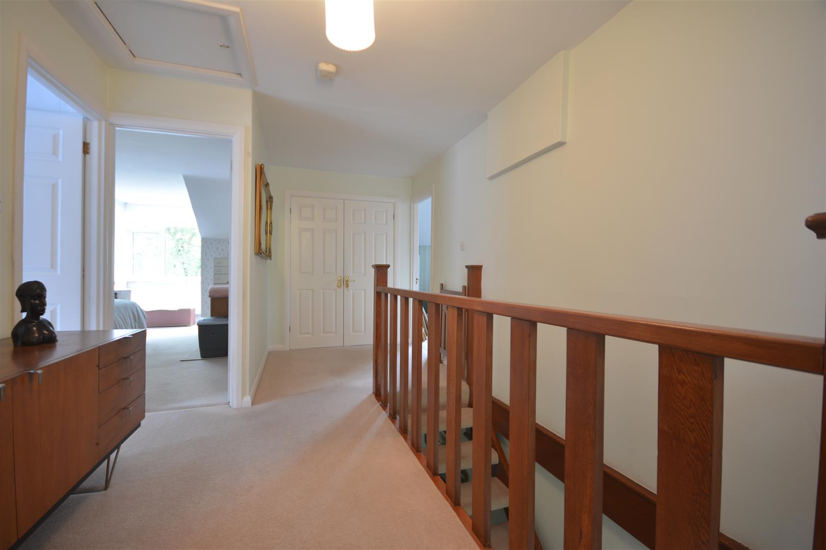FIRST FLOOR LANDING